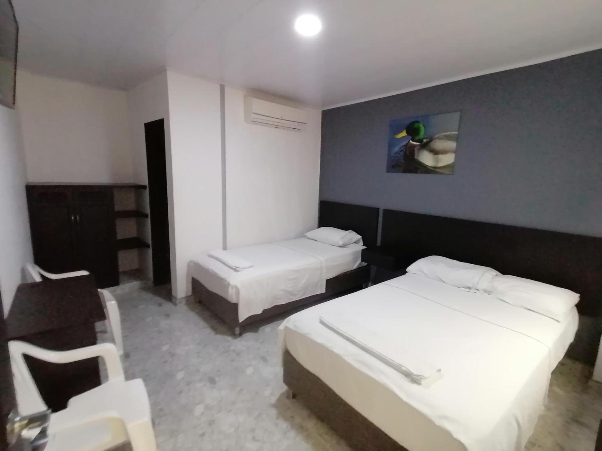 Hotel Bucare Йопаль Экстерьер фото
